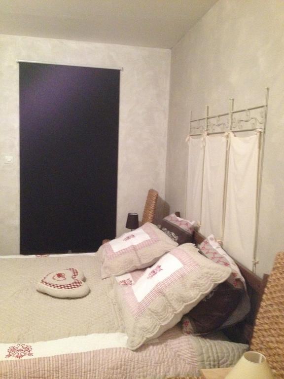 Gite La Parenthese Saint-Hostien Quarto foto