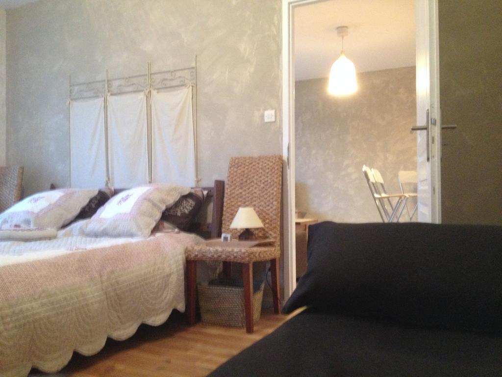 Gite La Parenthese Saint-Hostien Quarto foto